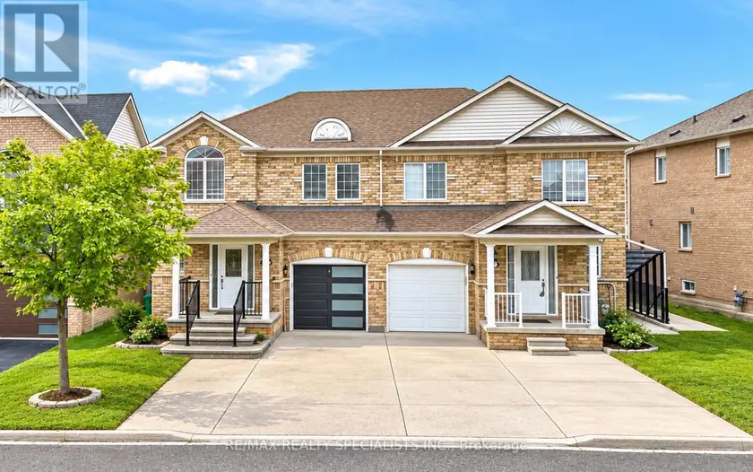 Semi-Detached/Link at 6 TOPIARY LANE, Brampton