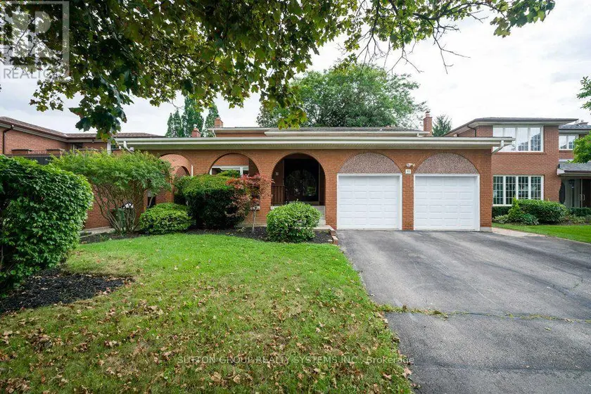 Detached at 93 POPLAR HEIGHTS DRIVE, Toronto