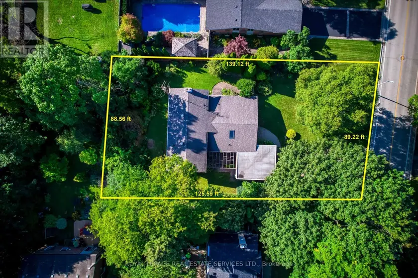 Detached at 130 SOLINGATE DRIVE, Oakville