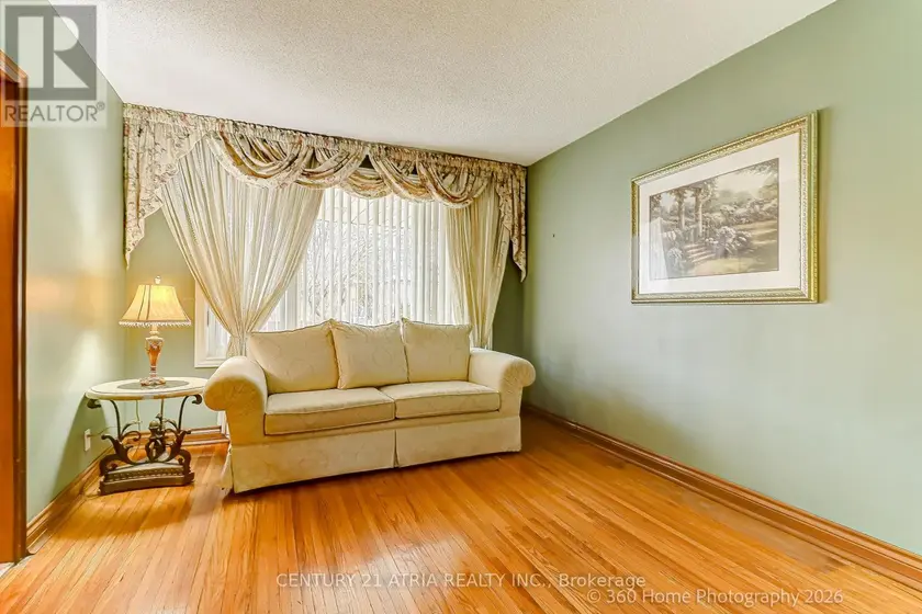 Detached at 23 TUMPANE STREET, Toronto