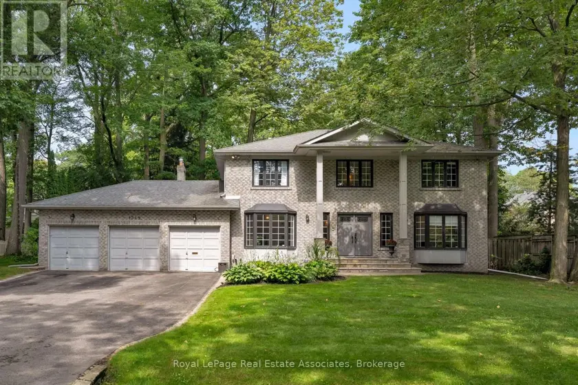 Detached at 1349 BIRCHWOOD HEIGHTS DRIVE, Mississauga