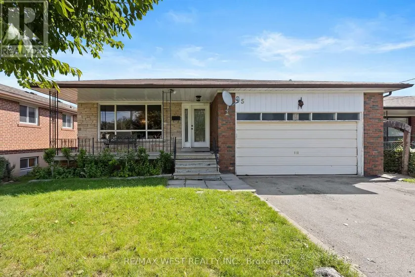 Detached at 25 APTED AVENUE, Toronto