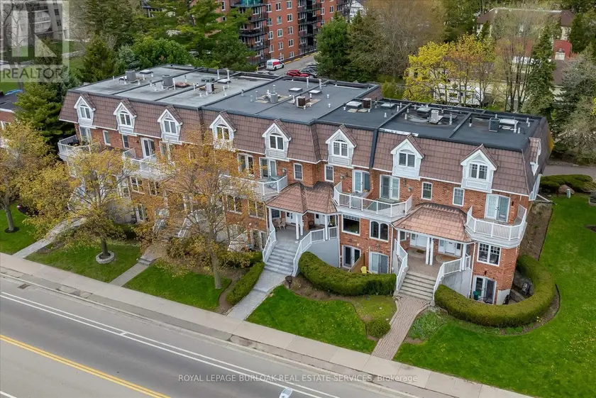 Townhouse at 1389 LAKESHORE ROAD, Burlington