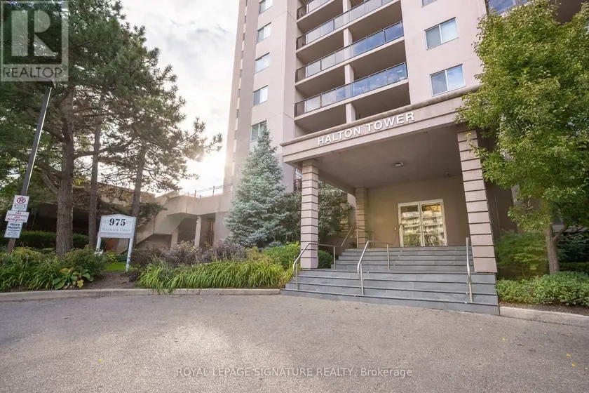 Apartment at 1608 - 975 WARWICK COURT, Burlington