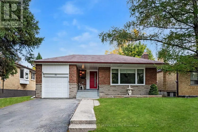 Detached at LOWER - 35 SILVERHILL DRIVE, Toronto