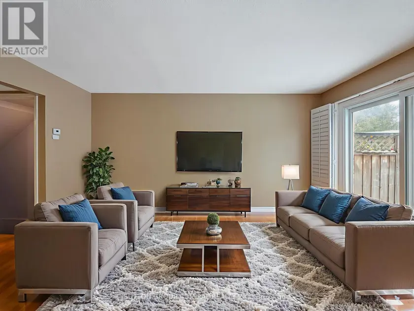 Townhouse at #60 - 385 THE EAST MALL, Toronto
