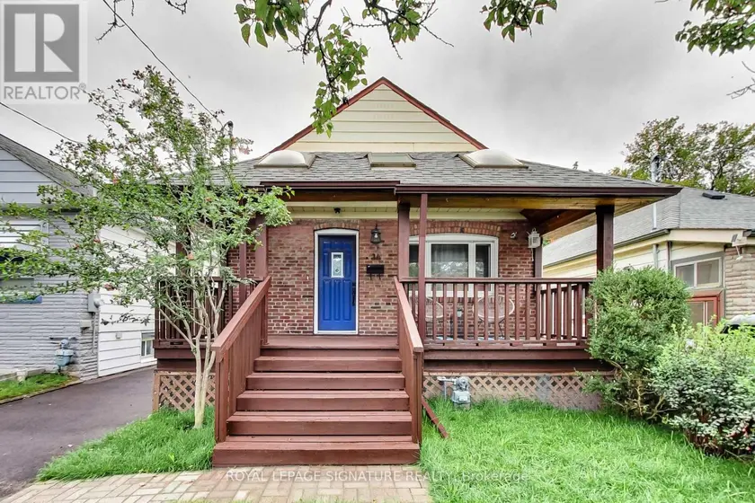 Detached at 36 CRISCOE STREET, Toronto