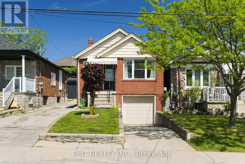 Detached at 25 RONALD AVENUE, Toronto
