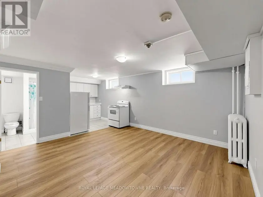 Multiplex at 5 - 70 MILL STREET, Halton Hills