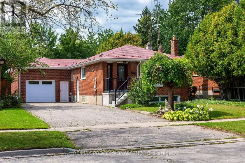 Detached at 1360 LEWISHAM DRIVE, Mississauga