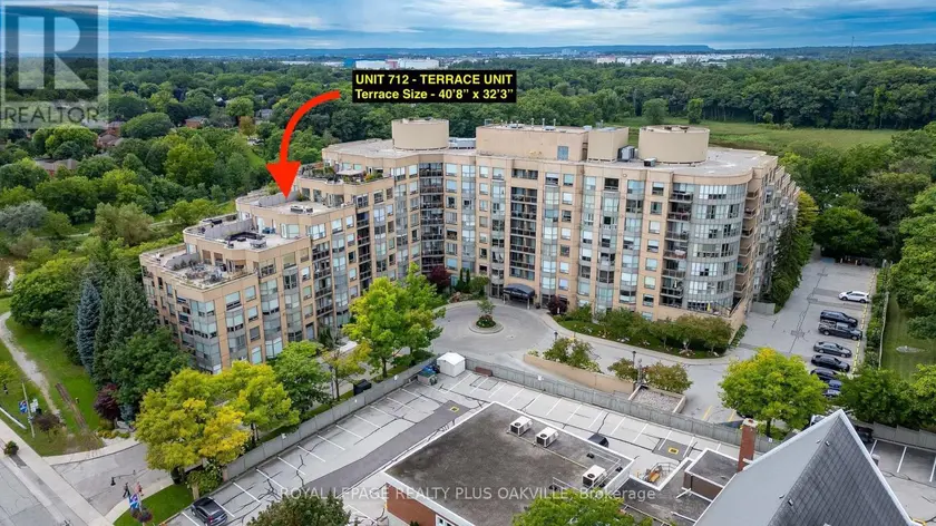 Apartment at 712 - 2511 LAKESHORE ROAD W, Oakville