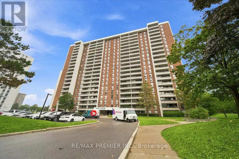 Apartment at 1711 - 4 KINGS CROSS ROAD, Brampton