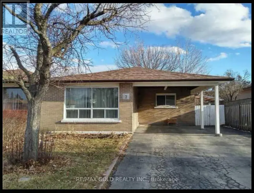 Semi-Detached/Link at UPPER - 7 FORSYTHIA ROAD, Brampton