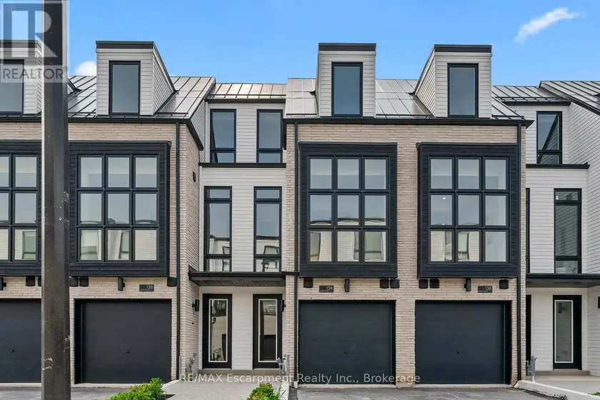 Townhouse at 4 - 138 EAST STREET, Oakville