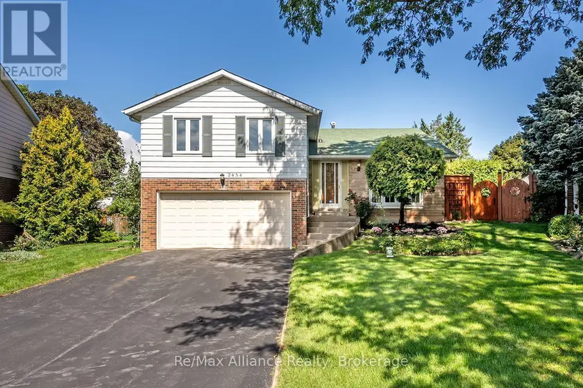 Detached at 2454 WOKING CRESCENT, Mississauga