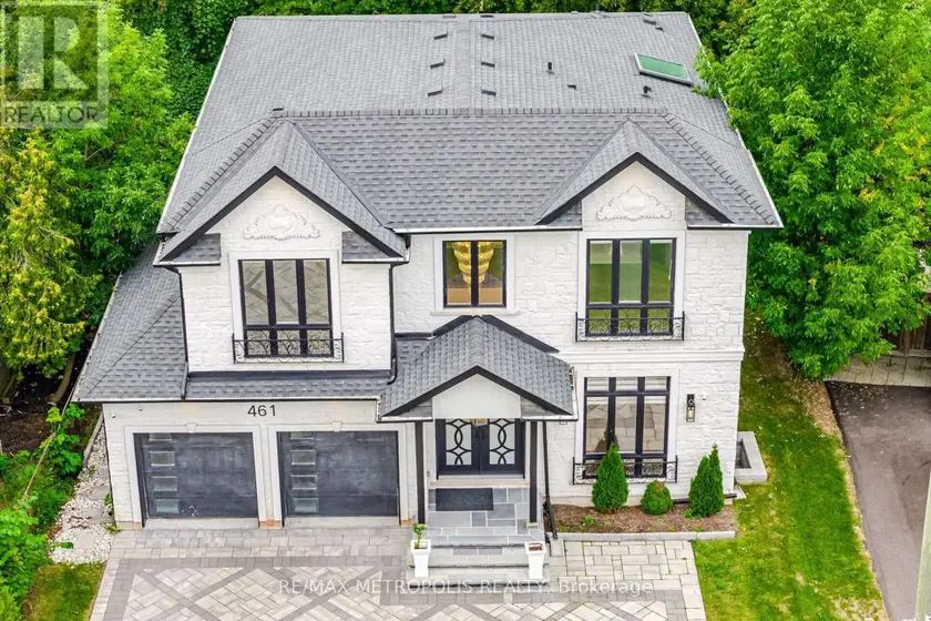 Detached at 461 SANDLEWOOD ROAD N, Oakville