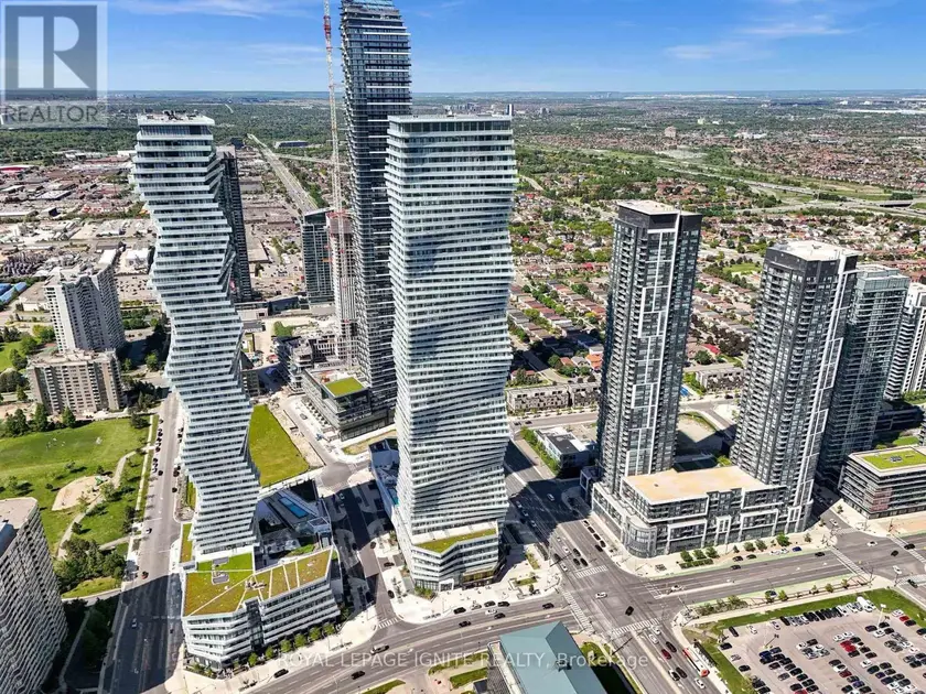 Apartment at 3301 - 3900 CONFEDERATION PARKWAY, Mississauga