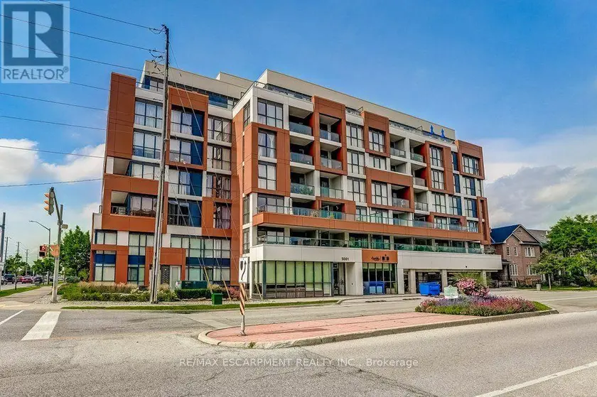Apartment at 410 - 5001 CORPORATE DRIVE, Burlington
