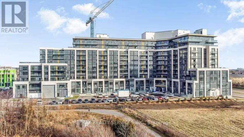 Apartment at 624 - 405 DUNDAS STREET W, Oakville