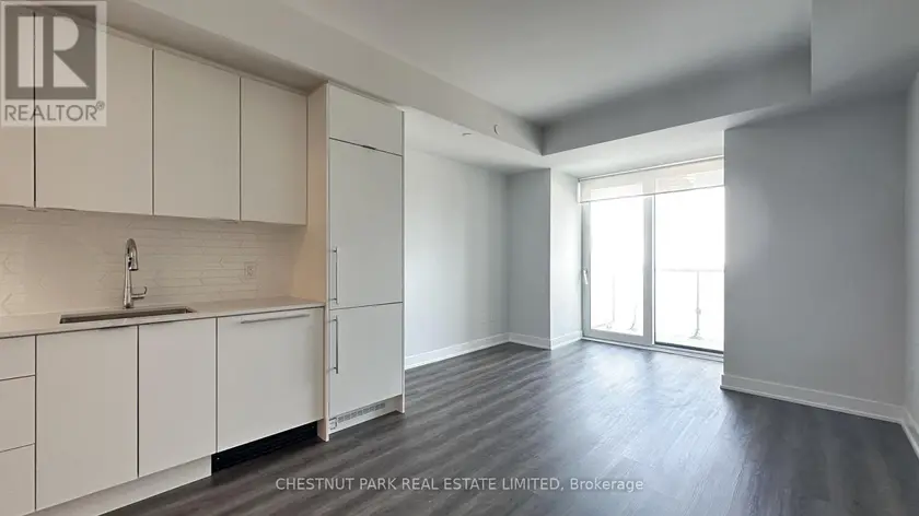Apartment at 1305 - 430 SQUARE ONE DRIVE, Mississauga