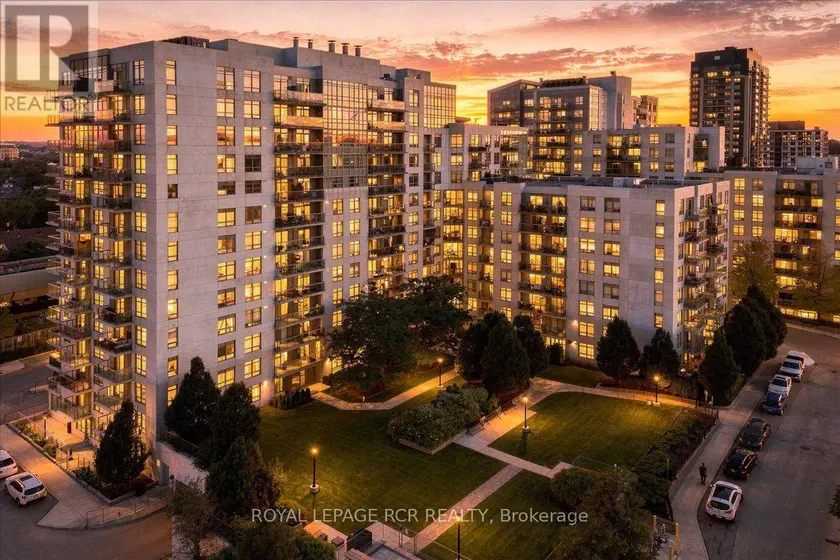 Apartment at 908 - 812 LANSDOWNE AVENUE, Toronto