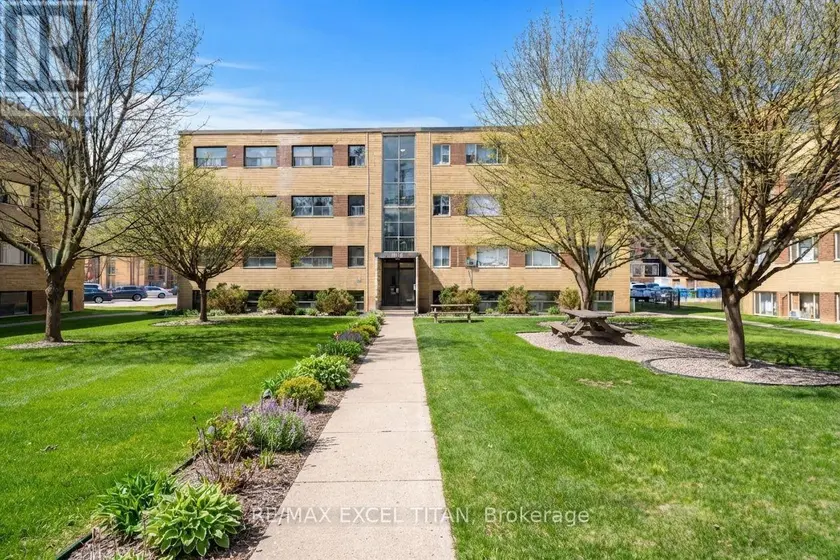 Apartment at 24 - 2035 PROSPECT STREET, Burlington