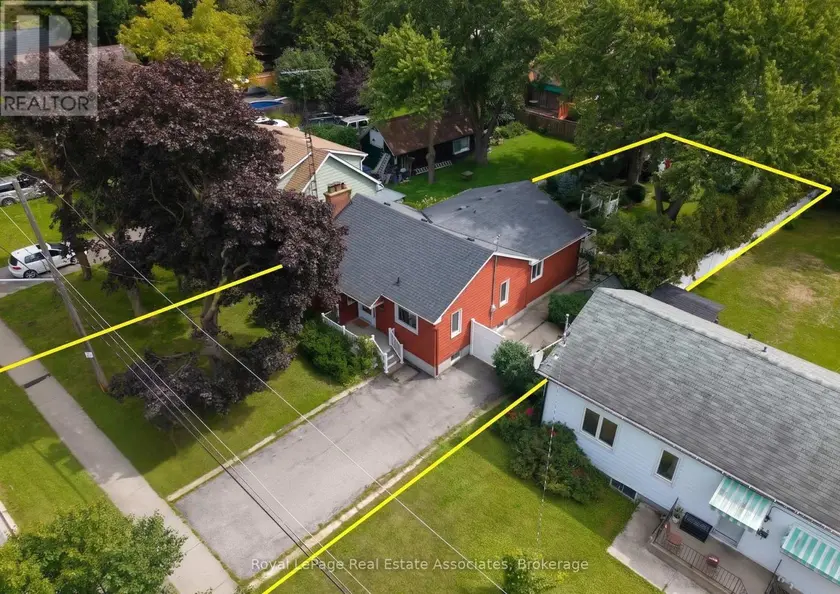 Detached at 101 DENISON AVENUE, Brampton