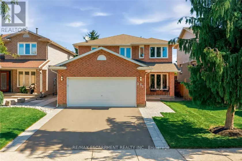 Detached at 551 DEERHURST DRIVE, Burlington