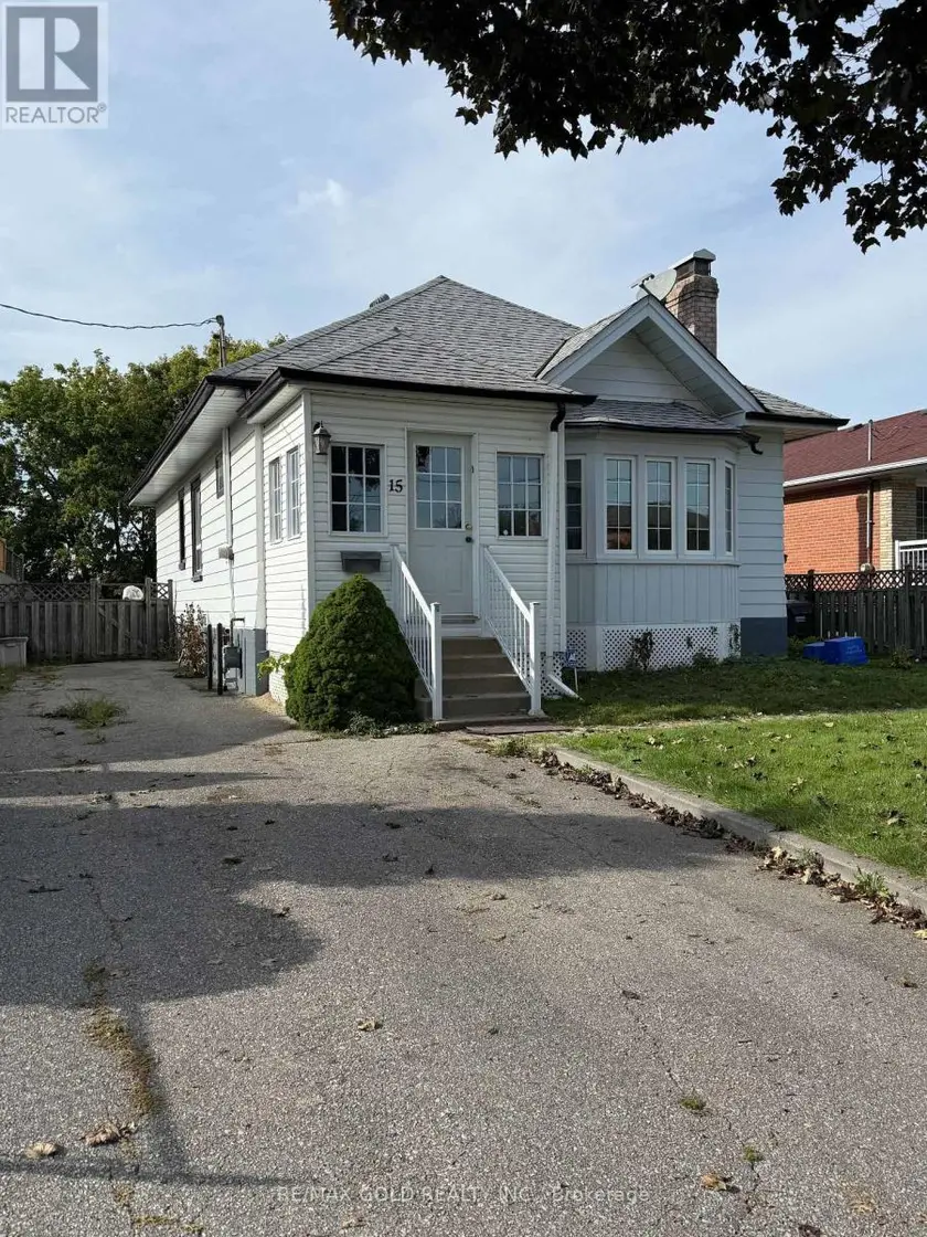 Detached at 15 BEVERLEY STREET, Mississauga