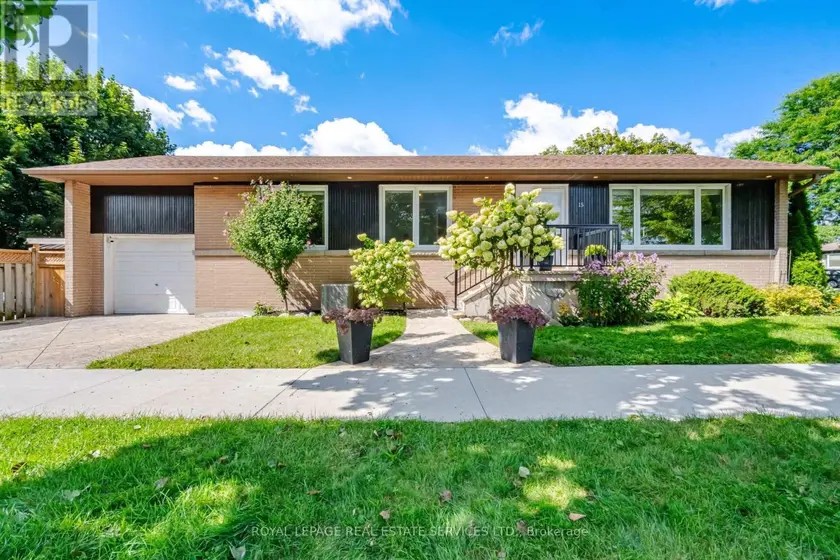 Detached at 15 VELMA DRIVE, Toronto
