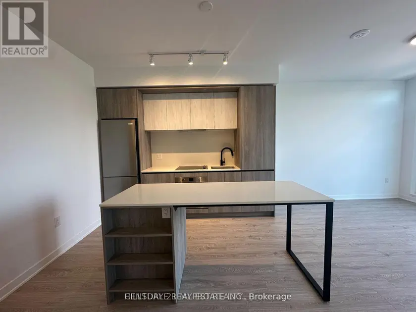 Apartment at 808 - 2495 EGLINTON AVENUE W, Mississauga