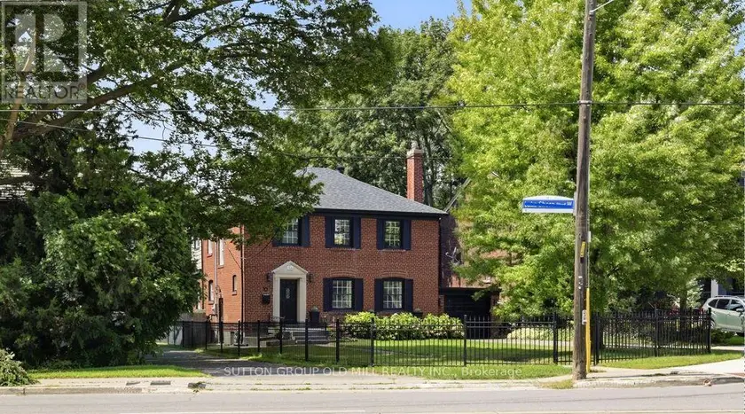 Detached at 10 QUEENS AVENUE, Toronto
