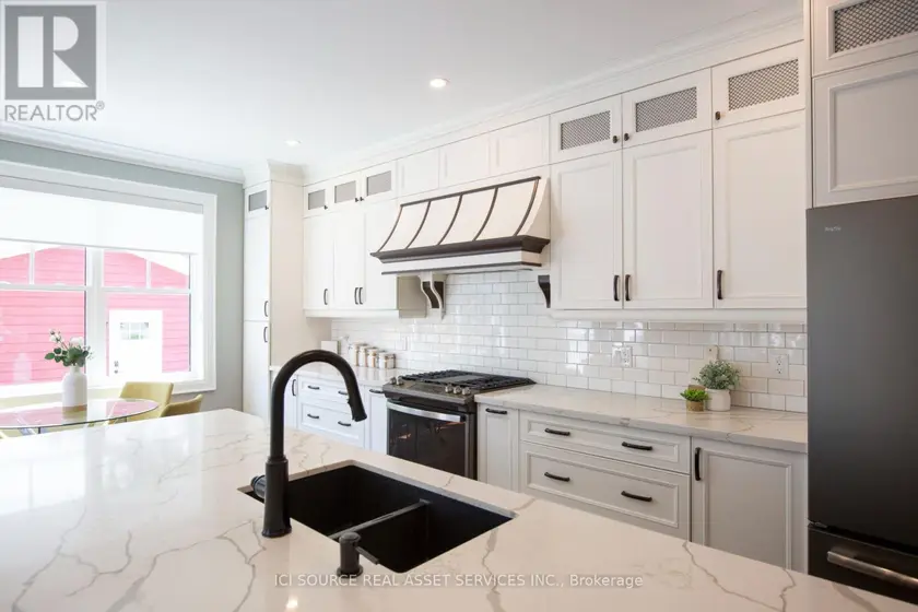 Detached at 62 MILES STREET, Milton