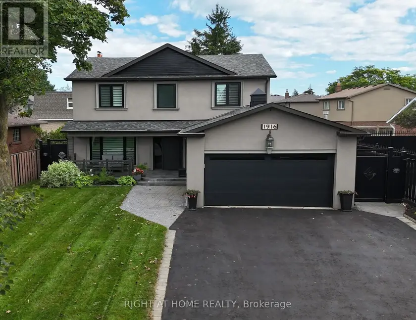 Detached at 1916 PAGEHURST COURT, Mississauga
