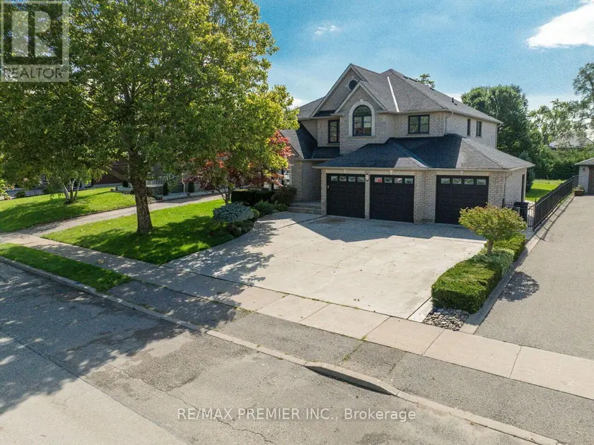 Detached at 27 GAYDON AVENUE, Toronto