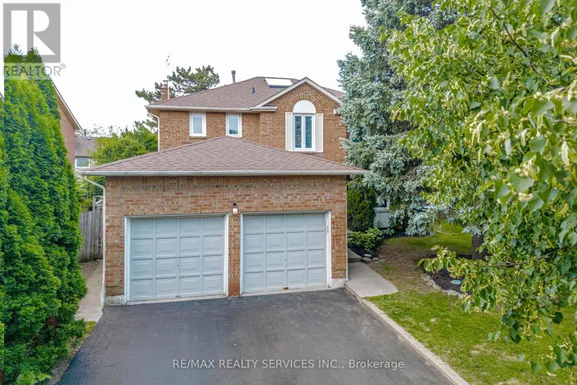 Detached at 50 BARR CRESCENT, Brampton