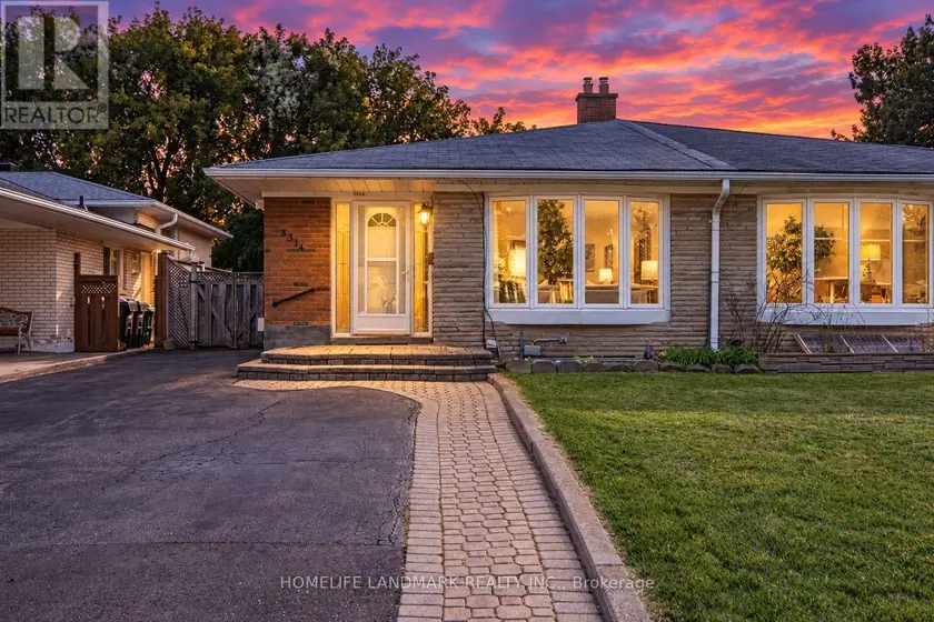 Semi-Detached/Link at 3314 QUEEN FREDERICA DRIVE, Mississauga
