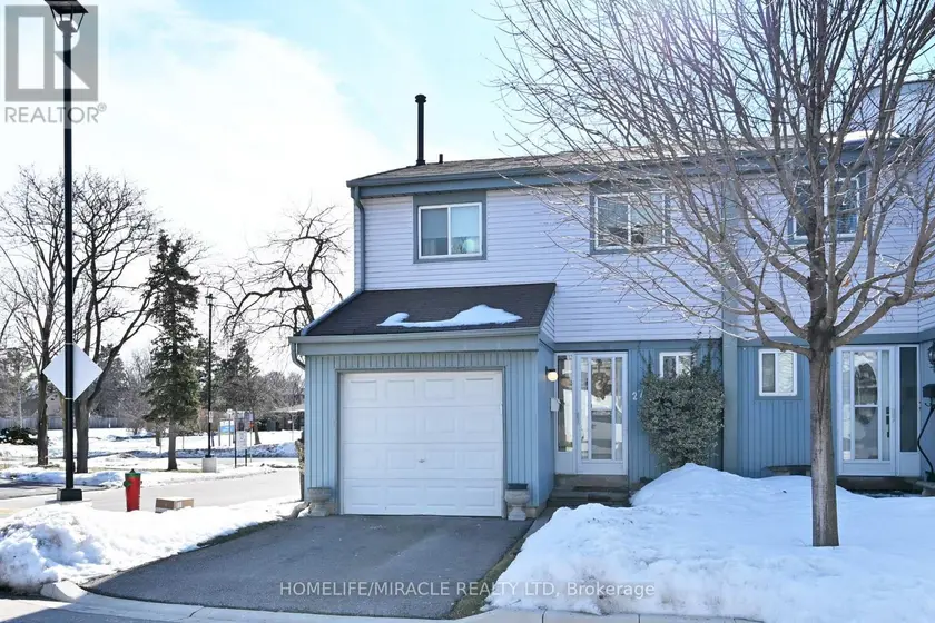 Townhouse at 27 - 121 FALCONER DRIVE, Mississauga