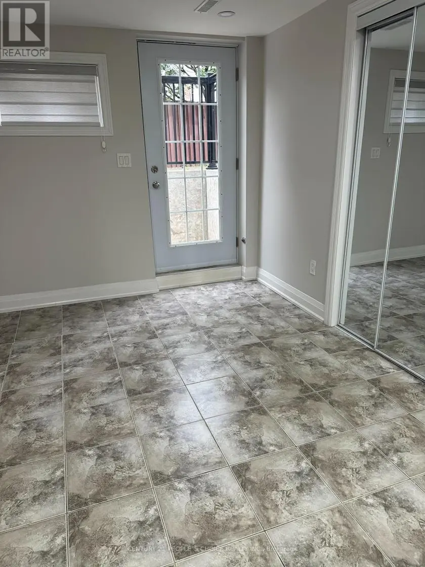 Semi-Detached/Link at LOWER - 72 CATHCART CRESCENT, Brampton