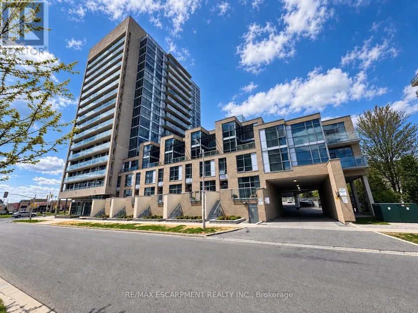 Apartment at 809 - 1940 IRONSTONE DRIVE, Burlington