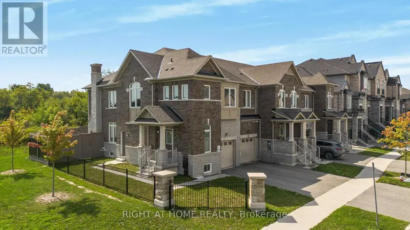 Townhouse at 6 SAVINO DRIVE, Brampton