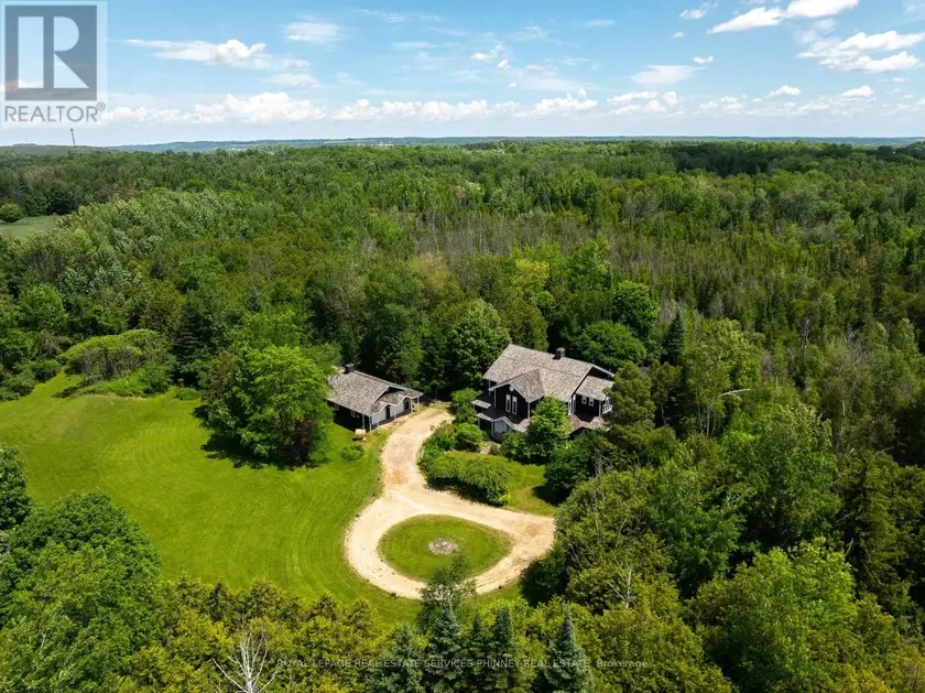Detached at 19555 SHAWS CREEK ROAD, Caledon