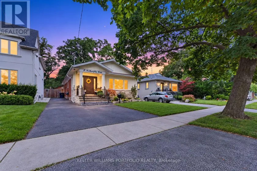 Detached at 5 NORTHAMPTON DRIVE, Toronto