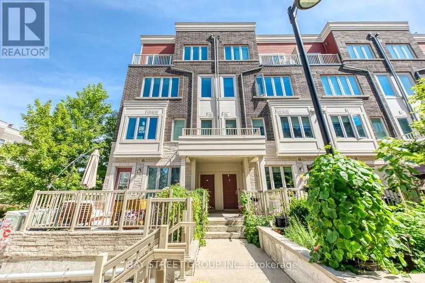 Townhouse at 2 - 100 LONG BRANCH AVENUE, Toronto