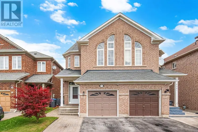 Semi-Detached/Link at 7443 RUSSIAN OLIVE CLOSE, Mississauga