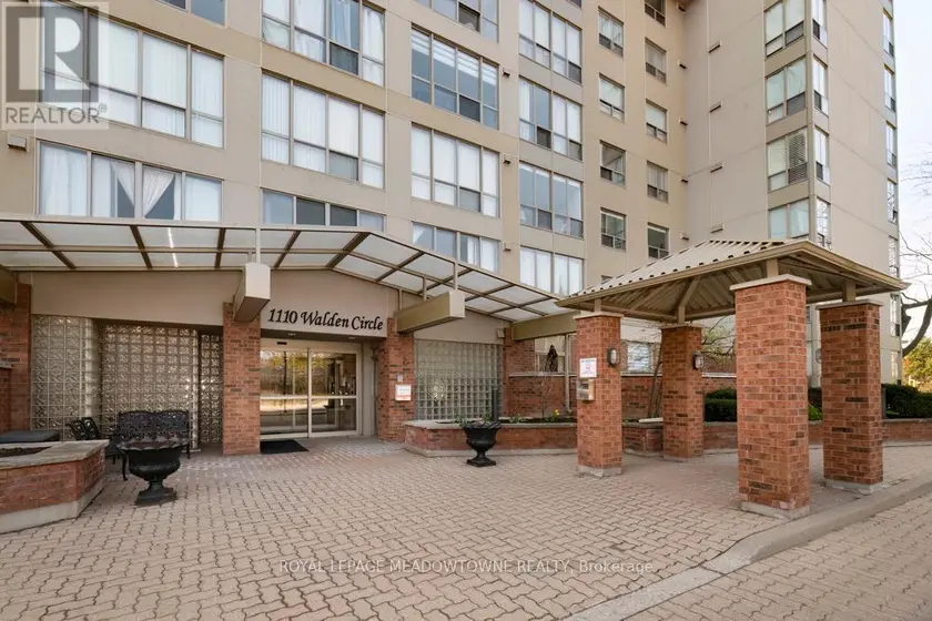 Apartment at 905 - 1110 WALDEN CIRCLE, Mississauga
