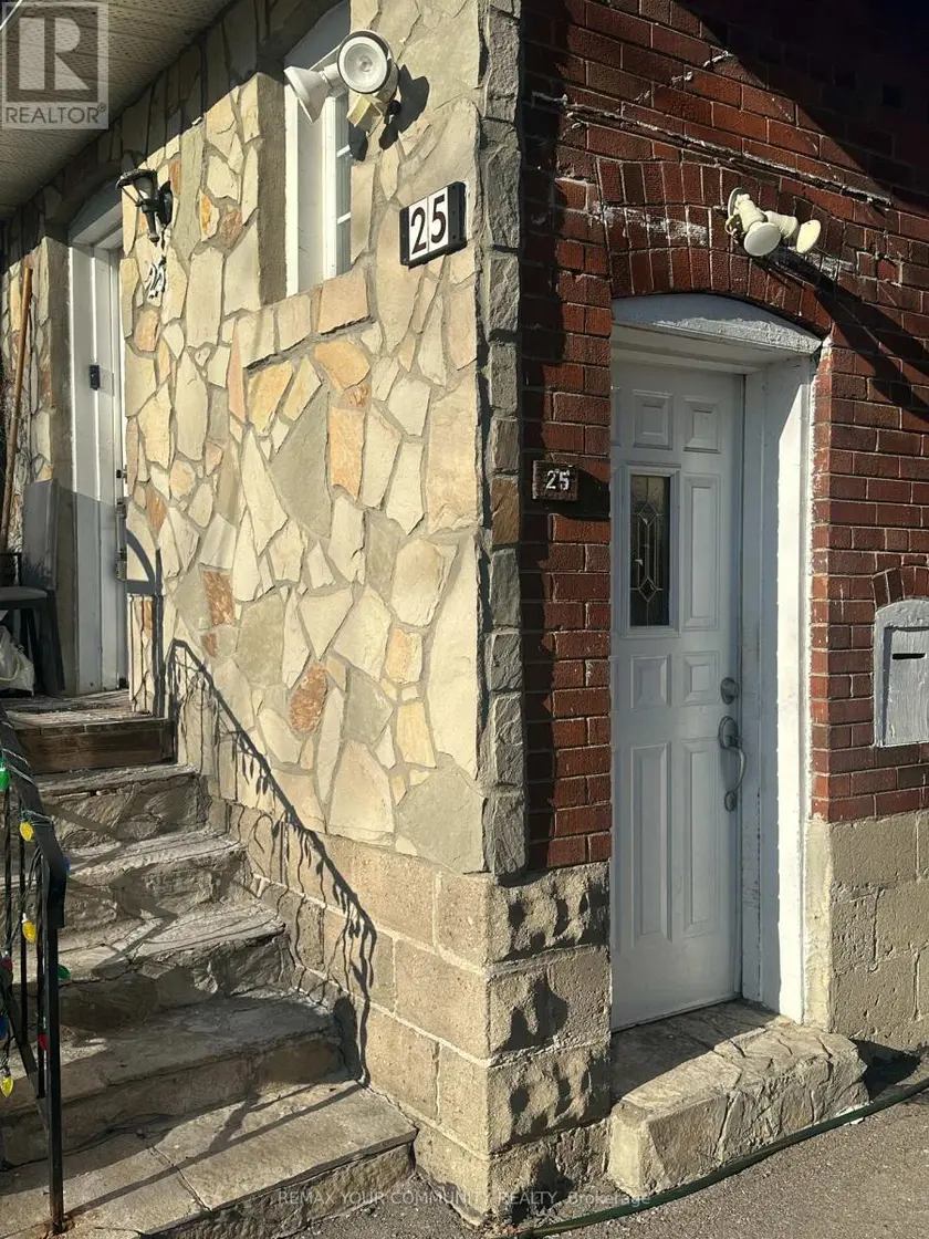 Detached at 25 NINTH STREET, Toronto