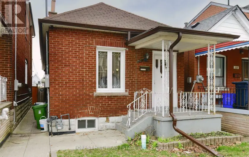 Detached at 120 EARLSCOURT AVENUE, Toronto