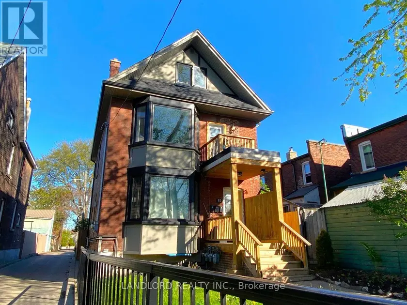 Detached at 82 PARKWAY AVENUE, Toronto