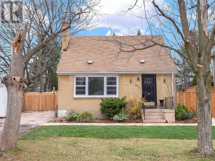 Detached at 1089 TRUMAN AVENUE, Oakville